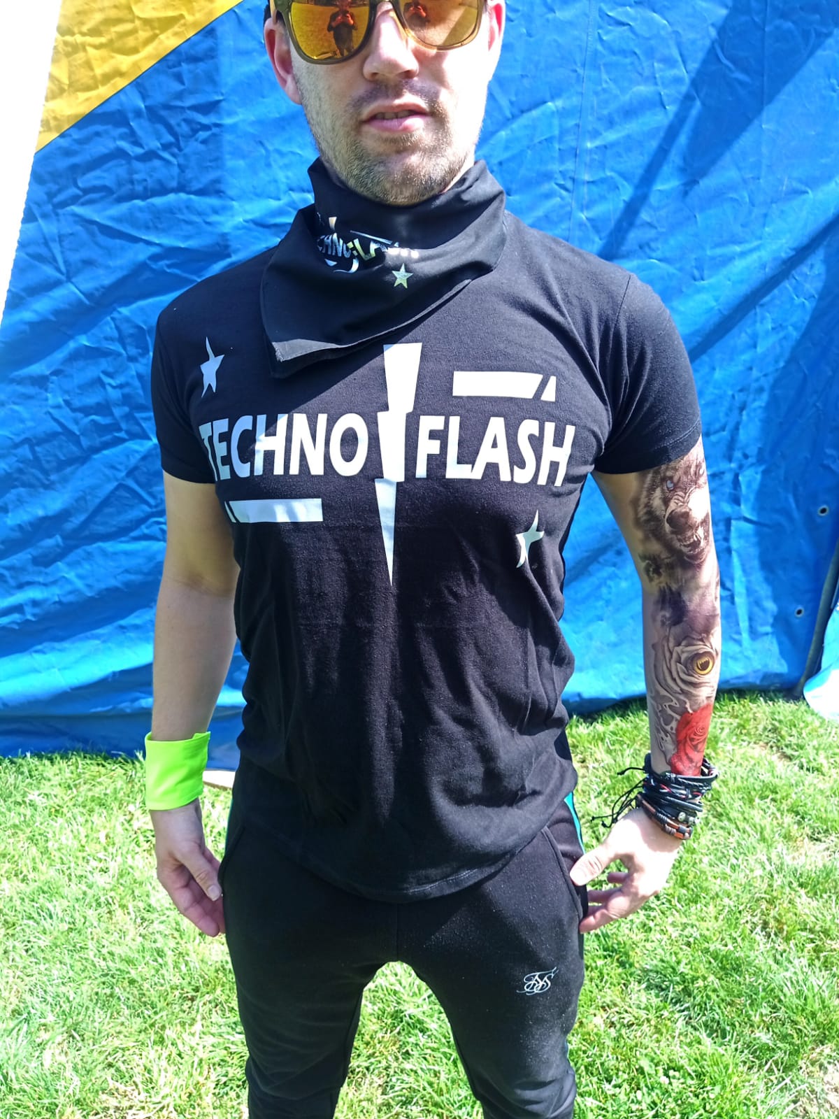 T-Shirt von SONICX Model " Techno FLASH"  Techno Wear Style Flash Attacke 